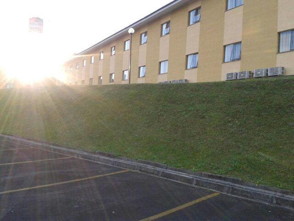 Harbor Self Graciosa Hotel Quatro Barras Exterior photo